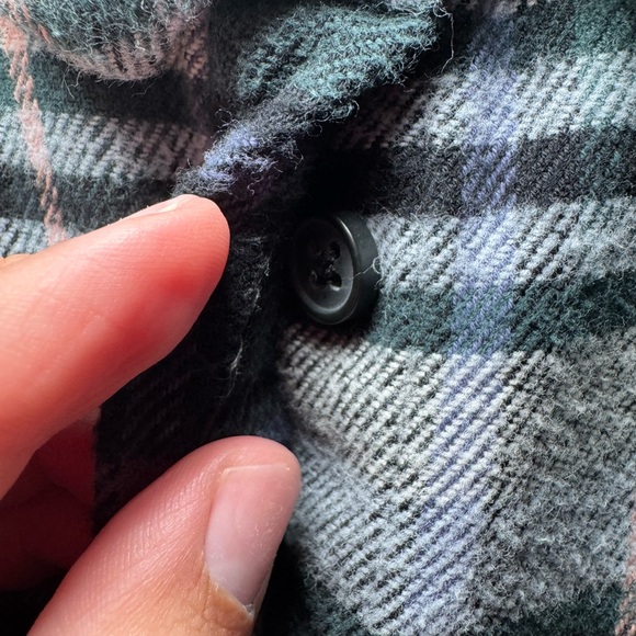 Madewell Medium midnight green flannel Sunday shirt in cronston Plaid - Picture 8 of 12